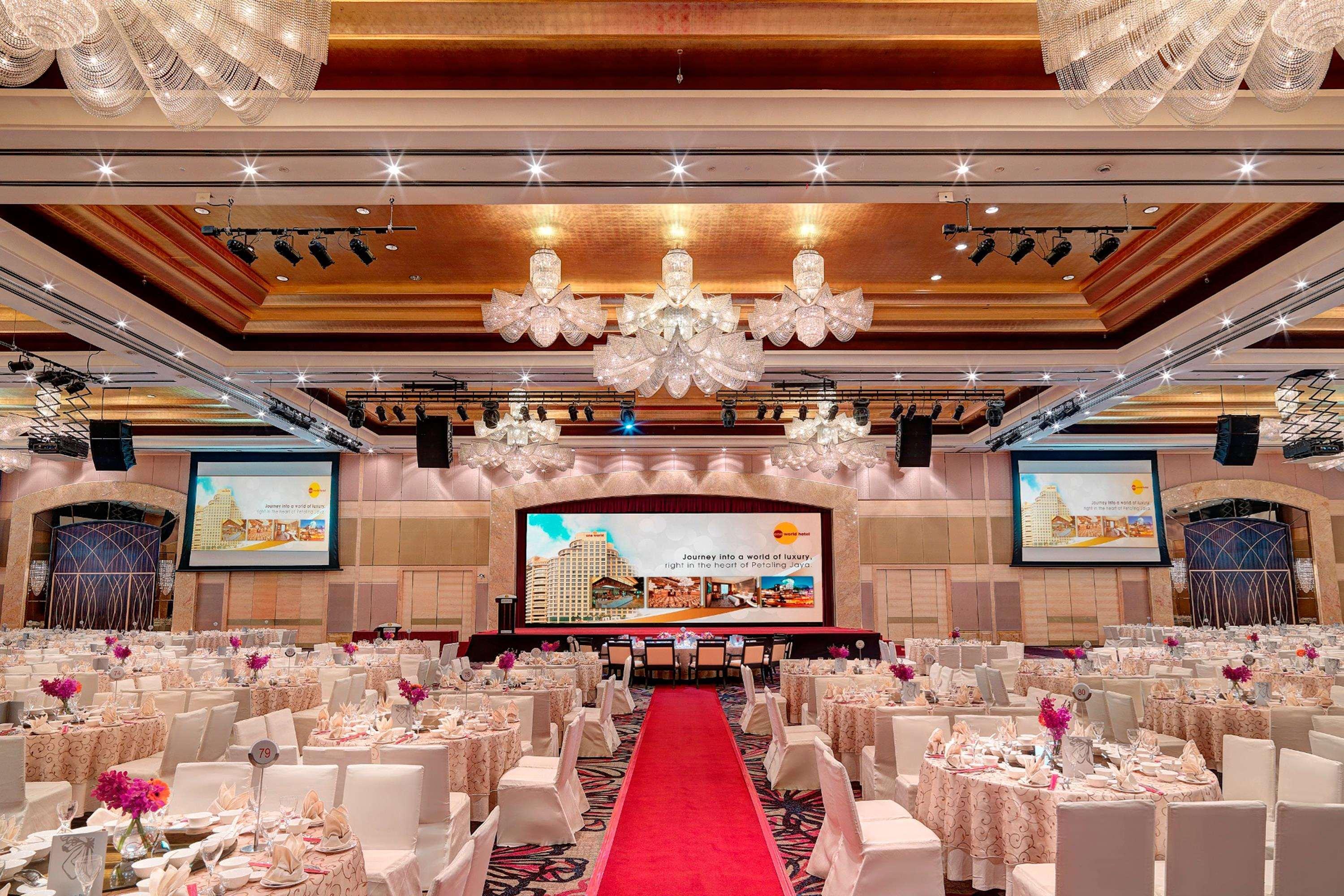 One World Hotel Petaling Jaya Eksteriør bilde The ballroom of the hotel