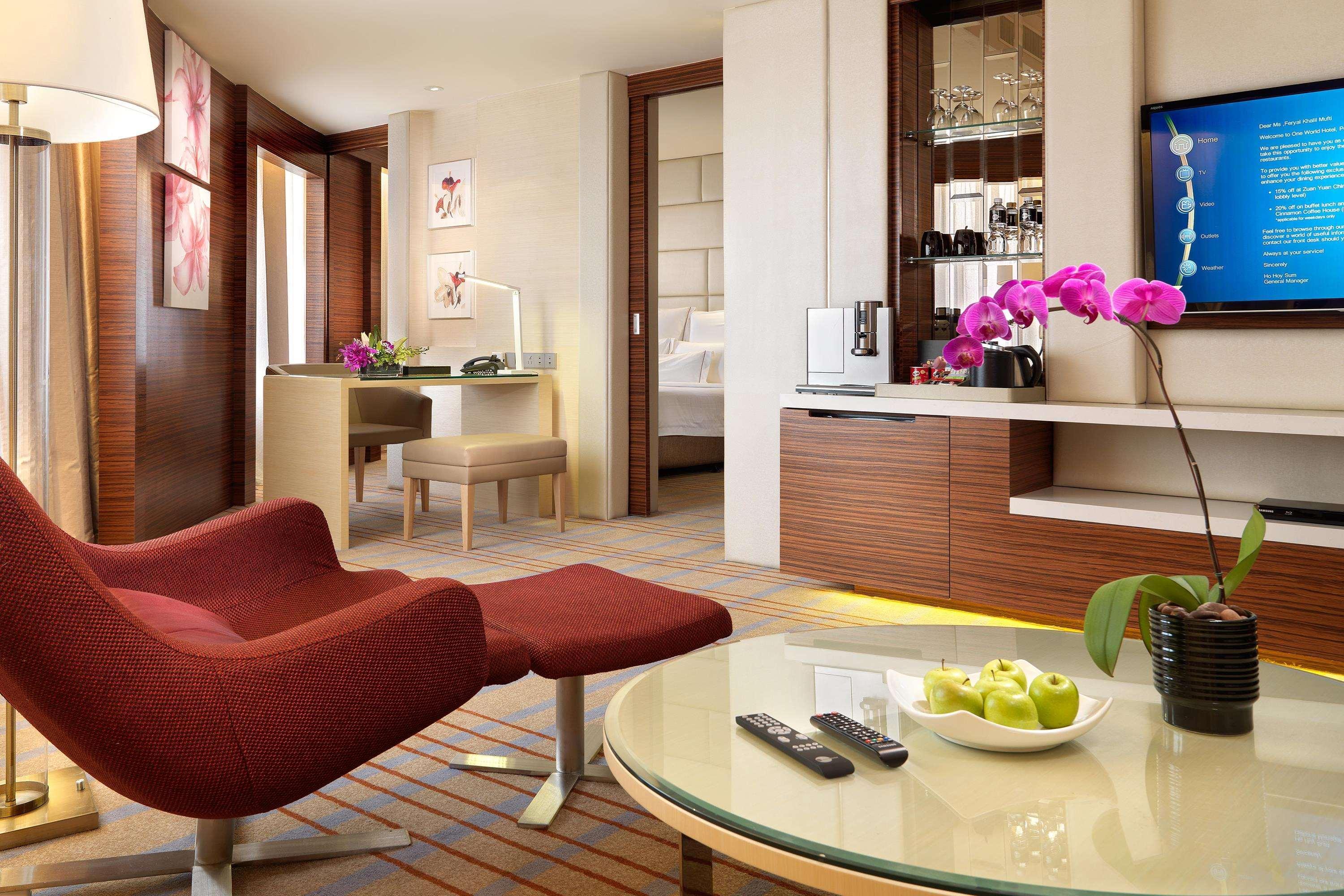 One World Hotel Petaling Jaya Eksteriør bilde A suite at the InterContinental